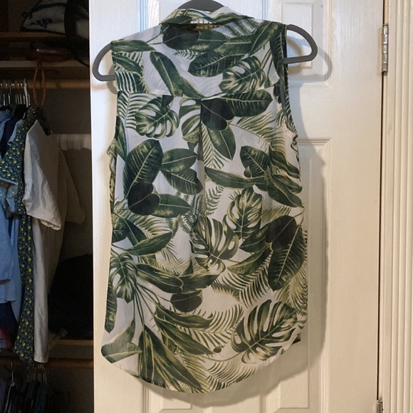 NWOT Tank top blouse - Picture 2 of 4